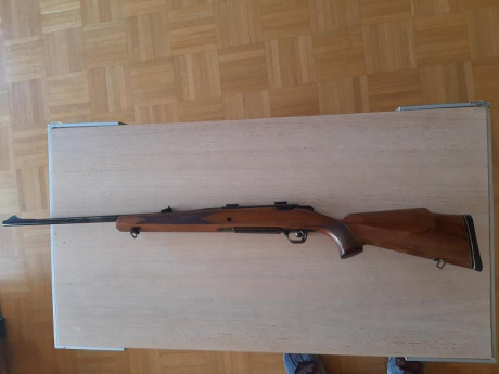 Se vende cerrojo browining cal 300wm con funda.esta muy bien conservado.podria pagar la mitad de los portes 01