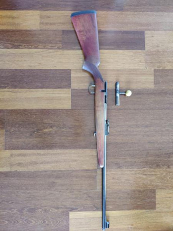 se vende carabina SAKO calibre 22, de cerrojo y monotiro.Con alza micrométrica.Excelente precisión.
Precio 02