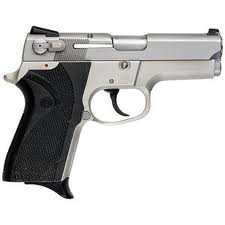 Hola a todos, me gustaría saber vuestras opniones sobre la S&W 6906 Compact.
Espero vuestra respuestas.
Un 00