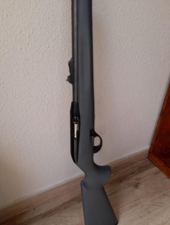 Buenas tardes compañeros.
Un amigo del club de tiro me pide que le ponga a la venta esta carabina semiautomática 10