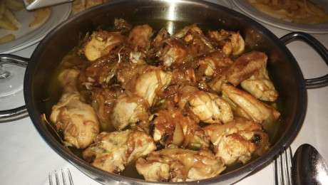 Hoy para comer acelgas hervidas y chuletón de vaca gallega vieja con seis semanas de maduración en cámara 160
