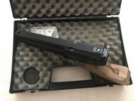  Vendo Gamo Compact

Vendida!!!  muchas gracias deseando que su nuevo propietario la disfrute muchisimo

En 00