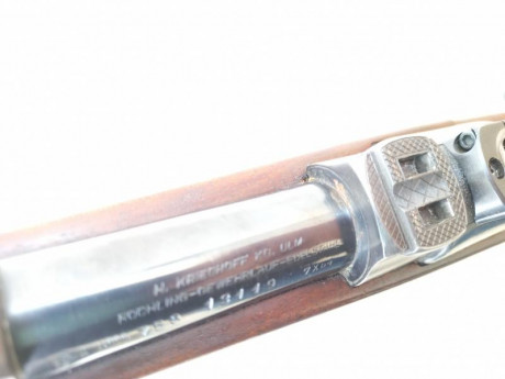 Vendo mi rifle Krieghoff 98 en calibre 7x64.
Impecable y unos acabados muy refinados, tanto en maderas 00