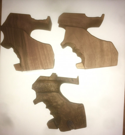 Cachas Pardini y Gafa

   Vendo gafas de tiro Knobloch incluido diafragma, dos aro portalente, tapaojo 02