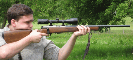 La carabina es una CZ452 
Disparando a 50m aunque el visor estaba puesto a 100 y me ha dado pereza tocarlo.
He 51