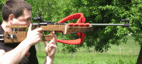 La carabina es una CZ452 
Disparando a 50m aunque el visor estaba puesto a 100 y me ha dado pereza tocarlo.
He 50