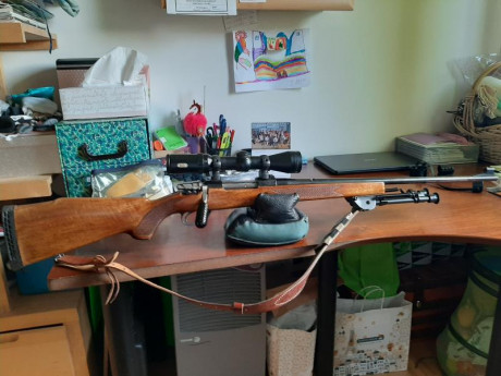 Se vende santabarbara cal 300wm con vipode correa porta fusil visor tasco titan 1.5 x6x42 y funda por 00