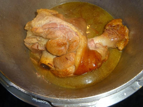 Hoy para comer acelgas hervidas y chuletón de vaca gallega vieja con seis semanas de maduración en cámara 00