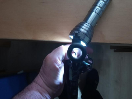 Hola a todos compañeros pongo en venta para dejar hueco en mi licencia F y poder comprar otro capricho 11