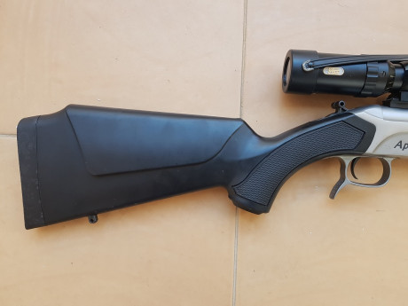 Vendo Bergara Apex cal. 222R con rosca homologada usado solo 4 veces, el visor es un Tasco japones que 11