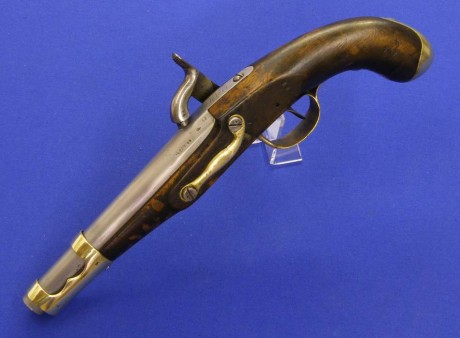 Voy a colocar unas fotos de un arma larga alemana de llave de mecha del siglo XVI. 01