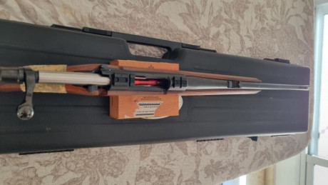 Hola vendo Rifle Sabatti rover  de cerrojo calibre 30.06 de madera con cañón con rosca del 2021 y carabina 02