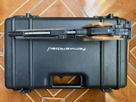 Vendo Feinwerkbau P8X Short. Comprada nueva por mi hace 2 años y apenas usada media docena de veces. Impecable 10