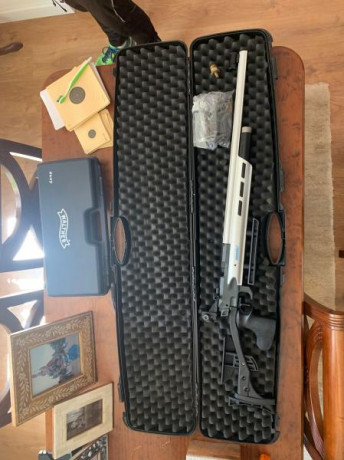 Vendo Hammerli AR20  4,5 por parar un tiempo en esta aficion. En muy buenas condiciones. Si se quiere 02