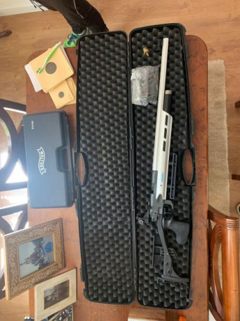 Vendo Hammerli AR20  4,5 por parar un tiempo en esta aficion. En muy buenas condiciones. Si se quiere 01