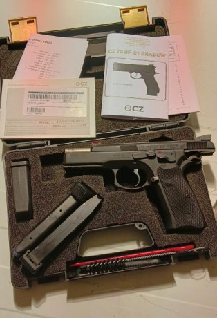 La vendo por no usar. La compré para iniciarme en IPSC, solo la he usado una vez, está completamente nueva. 00