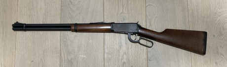 En venta Winchester 1894 en calibre 30-30, fabricado en 1980. Estrías en espejo y estado de madera muy 01