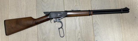 En venta Winchester 1894 en calibre 30-30, fabricado en 1980. Estrías en espejo y estado de madera muy 00