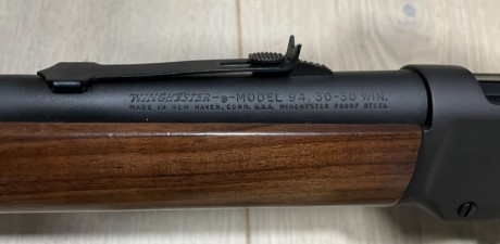 En venta Winchester 1894 en calibre 30-30, fabricado en 1980. Estrías en espejo y estado de madera muy 10
