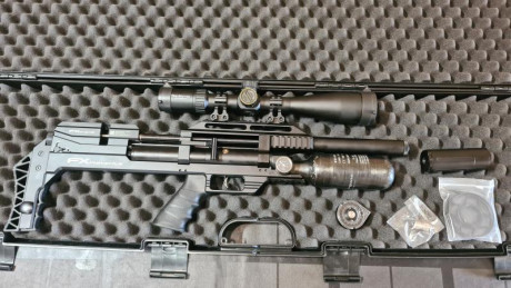 Vendo esta estupenda FX MAVERICK COMPACT en cal 5,5. Fue comprada en febrero de este año 2022 por lo que 01