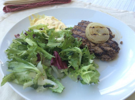 Hoy para comer acelgas hervidas y chuletón de vaca gallega vieja con seis semanas de maduración en cámara 120