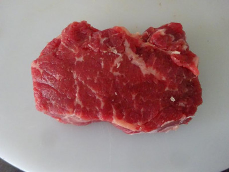 Hoy para comer acelgas hervidas y chuletón de vaca gallega vieja con seis semanas de maduración en cámara 160