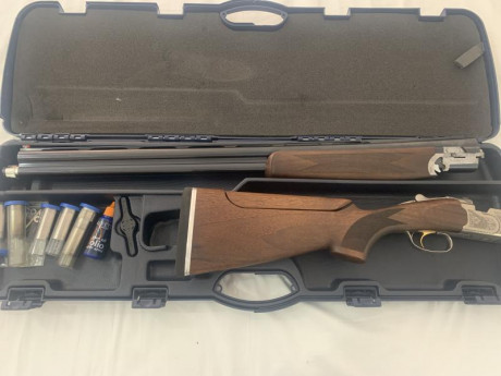 Buenos días a todos amigos:

Ofrezco escopeta  Beretta 686 Silver Pigeon I , con muy poco uso (tres salidas 00