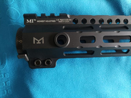 ¡¡VENDIDO!!
Buenas a todos.
Vendo Guardamanos Midwest Industries de 15 pulgadas.
Este es uno de los últimos 02