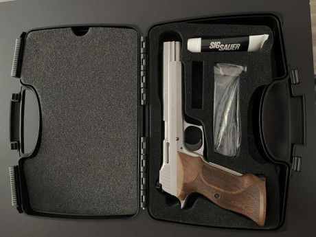 Vendo Sig sauer P210 supertarget de color plata.
Esta impecable en todos los aspectos, muy poco uso.
Dos 00