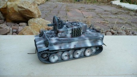 Abro este hilo ya que no puedo trasladar el de maquetas en conversación general, y porque pretendía dar 90