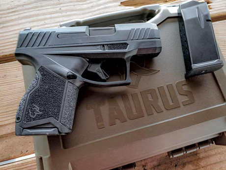 Que opináis sobre las Armas Taurus, es que estoy pensando en comprarme la nueva GX4 y después de ver varios 02
