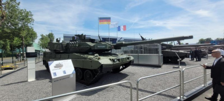 Saludos, carristas.

En la reciente feria Eurosatory 2022 han habido varias novedades en el tema de los 40