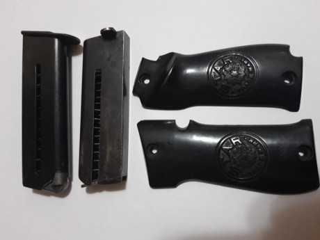 Vendo 2 cargadores  9mm corto,no me acuerdo del modelo de pistola creo que era una Star pero no lo se 01