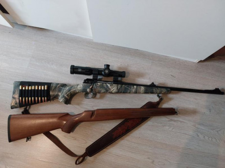 Buenas.
Por exceso de armas, que no uso, pongo a la venta 3
1....Smit Wenson modelo 1500
Calibre 300 win 12