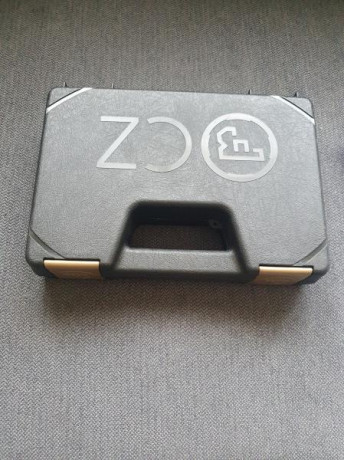 Vendo CZ Shadow 2. Nueva, comprada en abril en armeria Parriego. Habré tirado 3 cajas. Tiene cambiado 01