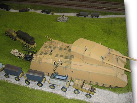 Abro este hilo ya que no puedo trasladar el de maquetas en conversación general, y porque pretendía dar 152