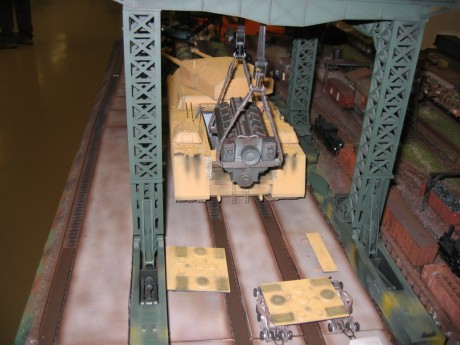 Abro este hilo ya que no puedo trasladar el de maquetas en conversación general, y porque pretendía dar 162