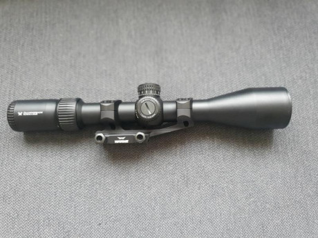 Vendo visor Vortex Diamondback 6-24x50, retícula EBR-2C MOA. Nuevo, apenas 2 semanas. 
No incluye la montura 22