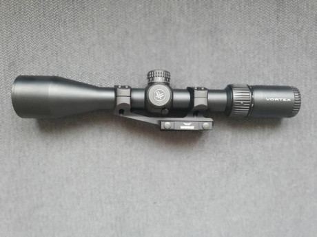 Vendo visor Vortex Diamondback 6-24x50, retícula EBR-2C MOA. Nuevo, apenas 2 semanas. 
No incluye la montura 20