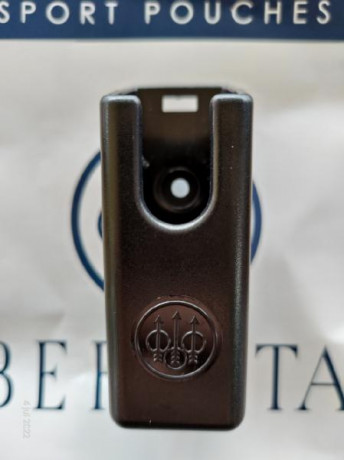 Vendo porta cargadores originales Beretta de doble hilera Ghost 360 con imán. Nuevos a estrenar. Doble 02