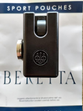 Vendo porta cargadores originales Beretta de doble hilera Ghost 360 con imán. Nuevos a estrenar. Doble 00
