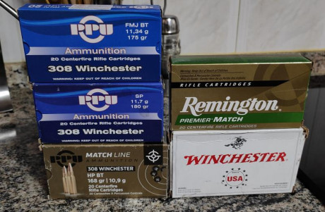 Ayer pase por el campo de tiro a hacer una dianas con mi R700 CT , llevaba 10 cartuchos de 168gr Match 21