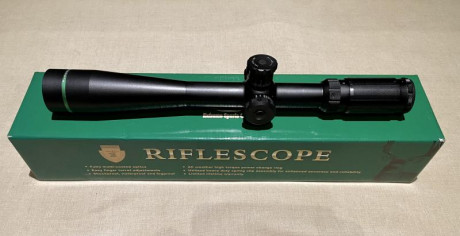 Vendido Visor Mueller Target 8-32x44, en su caja y embalaje, tapas y parasol metálico originales tubo 10
