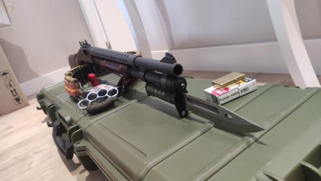 Hola buenas, el lunes recogí mi nuevo rifle, un Bergara hmr wilderness en calibre 300winmag, ahora estoy 111