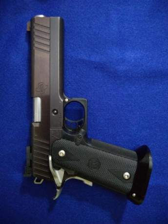 Buenas tardes compañeros.
VENDO pistola STI Edge 9 mm en perfecto estado, usada solo en precisión y con 02