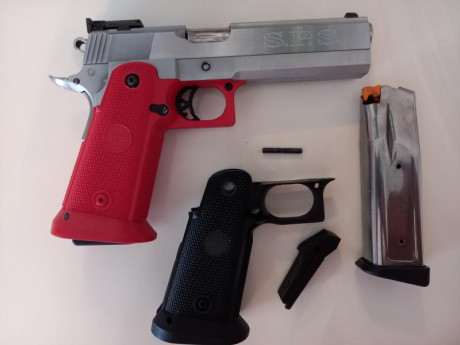 Buenos días,

Vendo pistola auténtica S.P.S. 1911, muy precisa, muy bien conservada y funcionamiento perfecto. 01