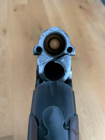 Buenos días,

vendo escopeta superpuesta Beretta S58 Trap del año 1969 con juego de 3 choques. Es muy 11