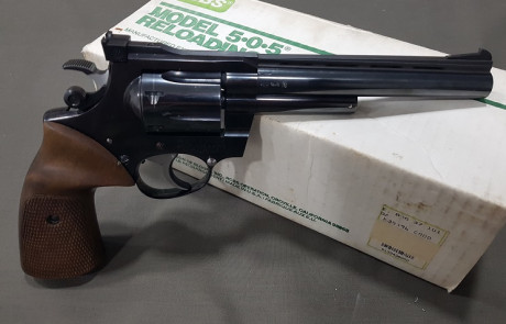 Vendo REVOLVER KORTH cal 22lr de 6 pulgadas en perfecto estado para financiar otro caprichillo, lo vendo 10