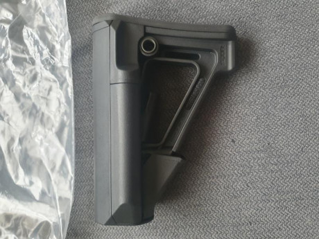 VENDIDO.

Vendo culata Magpul STR Mil-Spec, para AR15. Con orificio para enganche QD Magpul. Compartimentos 02