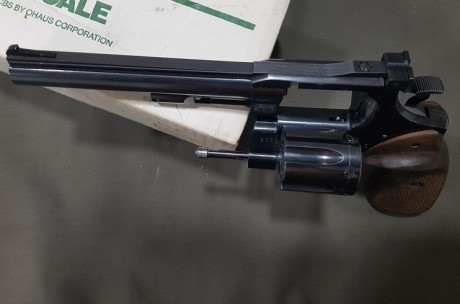 Vendo REVOLVER KORTH cal 22lr de 6 pulgadas en perfecto estado para financiar otro caprichillo, lo vendo 20